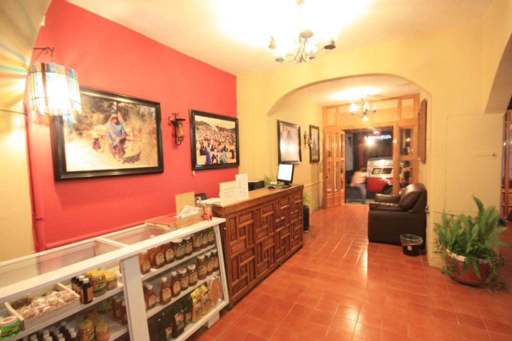 马德罗之家酒店 San Cristóbal de Las Casas 外观 照片